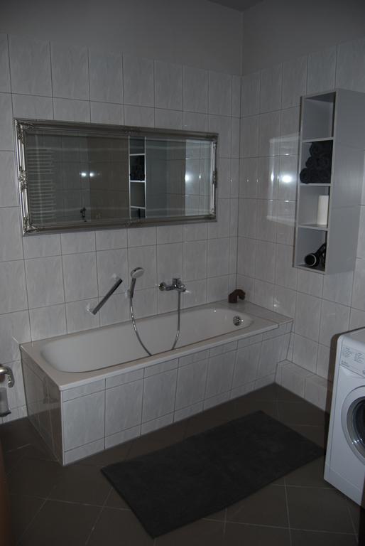 B2-Ferienwohnung Erfurt Room photo